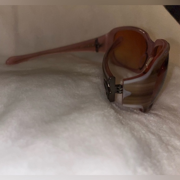 Oakley Women’s Sunglasses, NEVER WORN - Picture 4 of 12